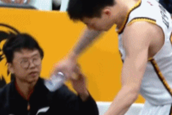  廣廈逆襲！遼寧男籃新賽季首戰(zhàn)失利遭遇慘敗